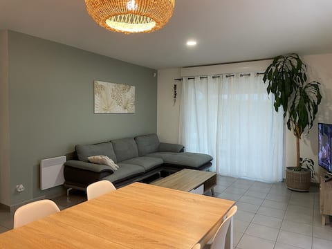 House with a private pool