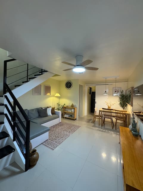 Aime's Townhome Haven in Mandaue 6-10pax