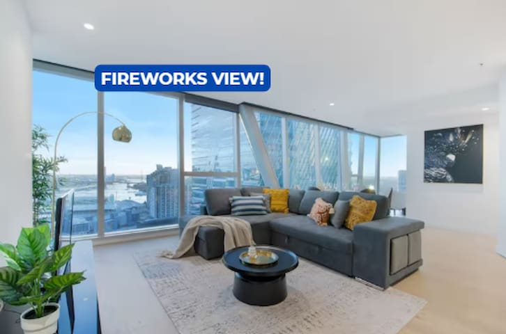 Fireworks! Harry – WSP 3B2B w Parking near Skybus!