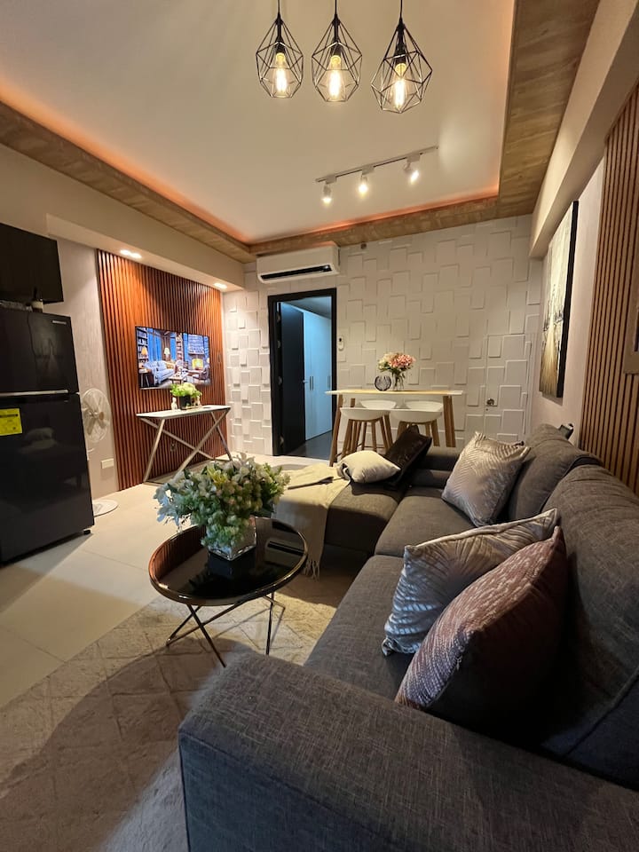 Modern 1br | Aeon Tower Near Abreeza W/ Pool & Gym - Davao City