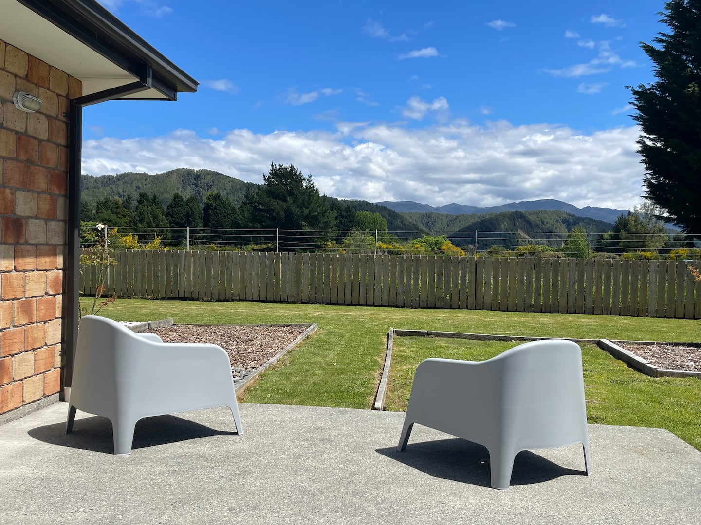 Eva’s Retreat 1