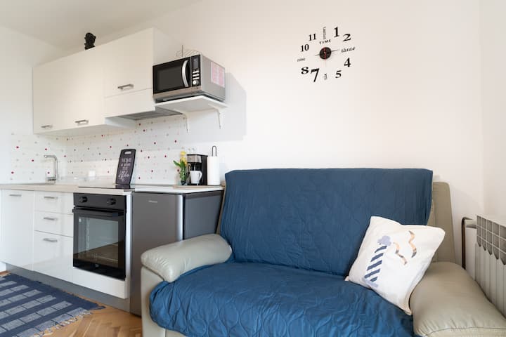 New Modern Studio-5 Min To Beach ,Parking,pool - Rovinj