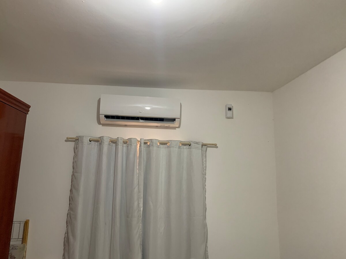 Ambienti i dhomës së gjumit