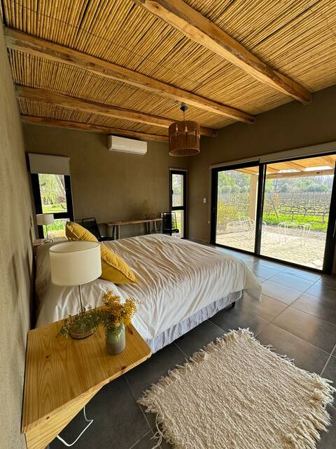 Lodge Baquero entre vñedos chardonnay