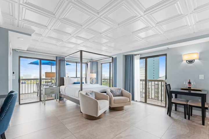 Exclusive Studio W/private Terrace, Kitchenette - Orlando, FL