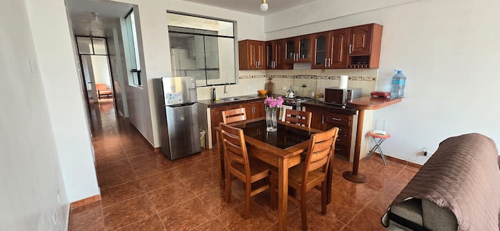 Comfortable 2nd Floor Apartment