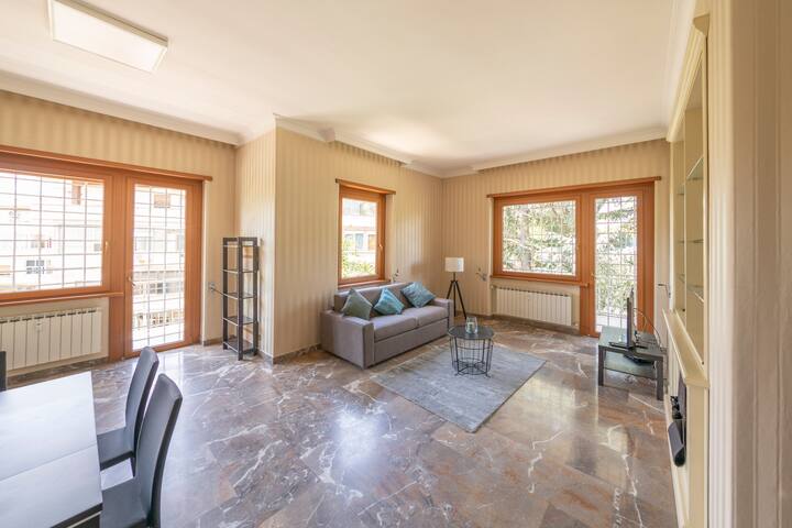 [10 min vaticano] Big Vintage Home