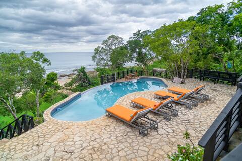 Minerva House Private Beachfront -Pool-Views-Staff