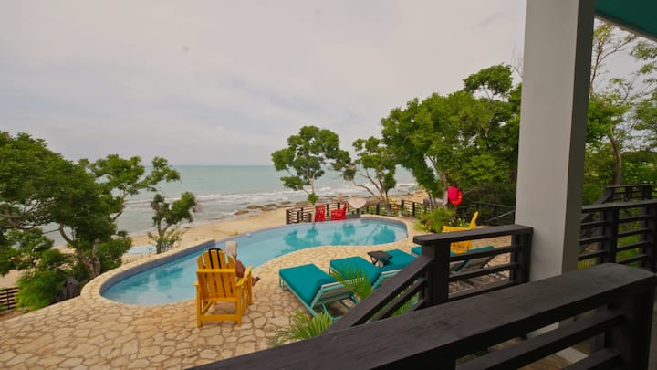 Beachfront Villa+Pool + Full Staff | Minerva House