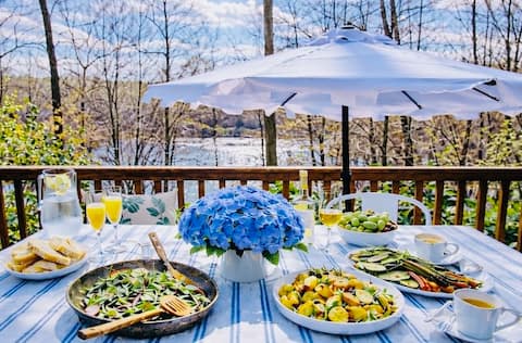 Cozy Water View Retreat on the Occoquan near DC