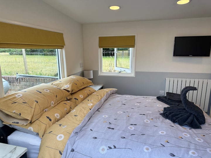 Deer View Cabin - Corfe Castle