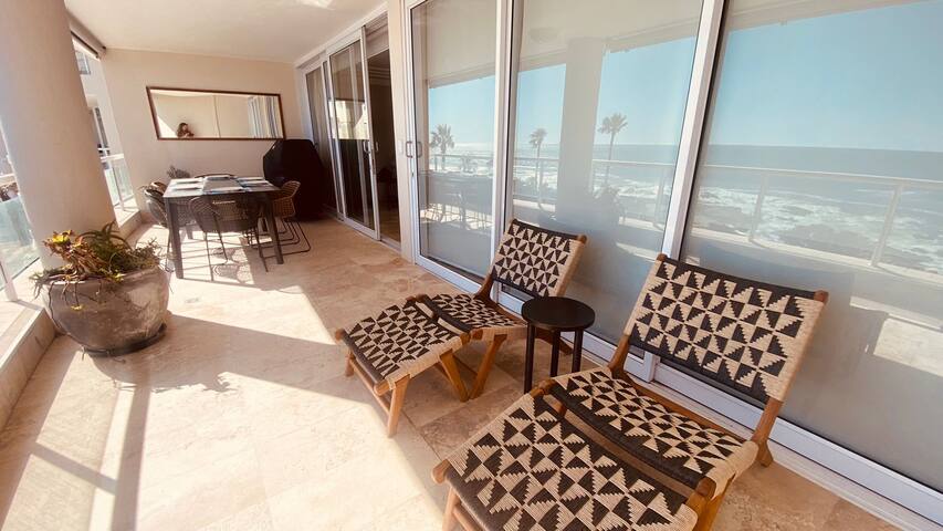 Bantry Bay Coastal Retreat gallery image 5