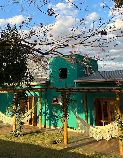 pajuçara house in Holambra with lake and stand up paddle boarding