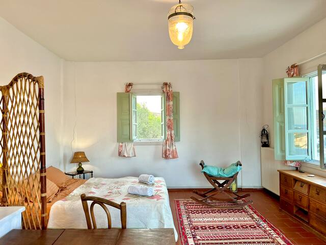 Penelope’s House gallery image 3