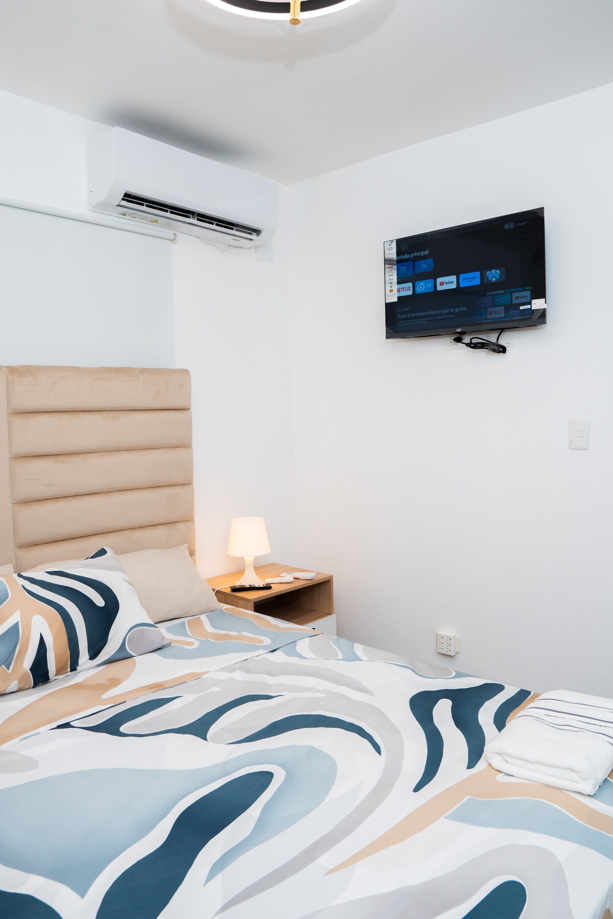 غرفة النوم 2