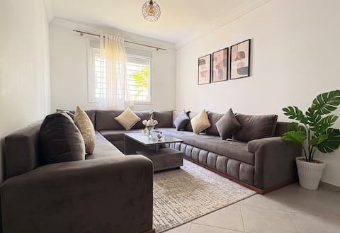 Peaceful apartment near the beach & airport