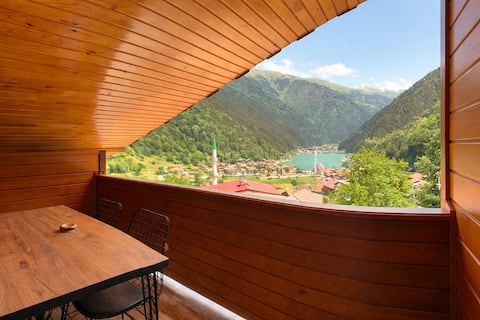Lake View Penthouse