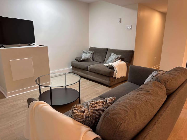 Brand New Spacious 3bdr Suite - Ottawa