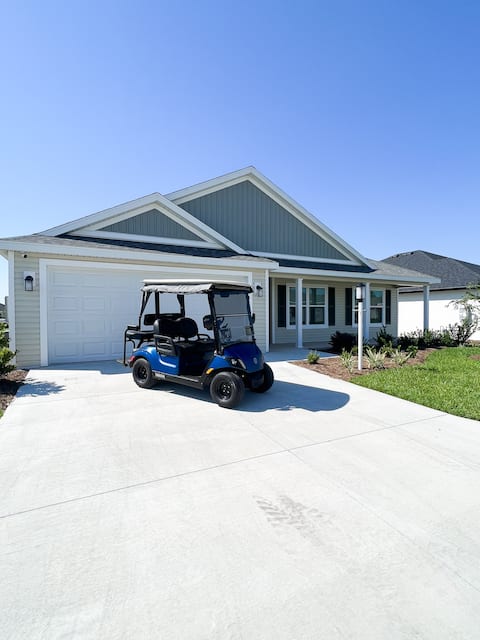 Moultrie Creek Retreat & Golf Cart!