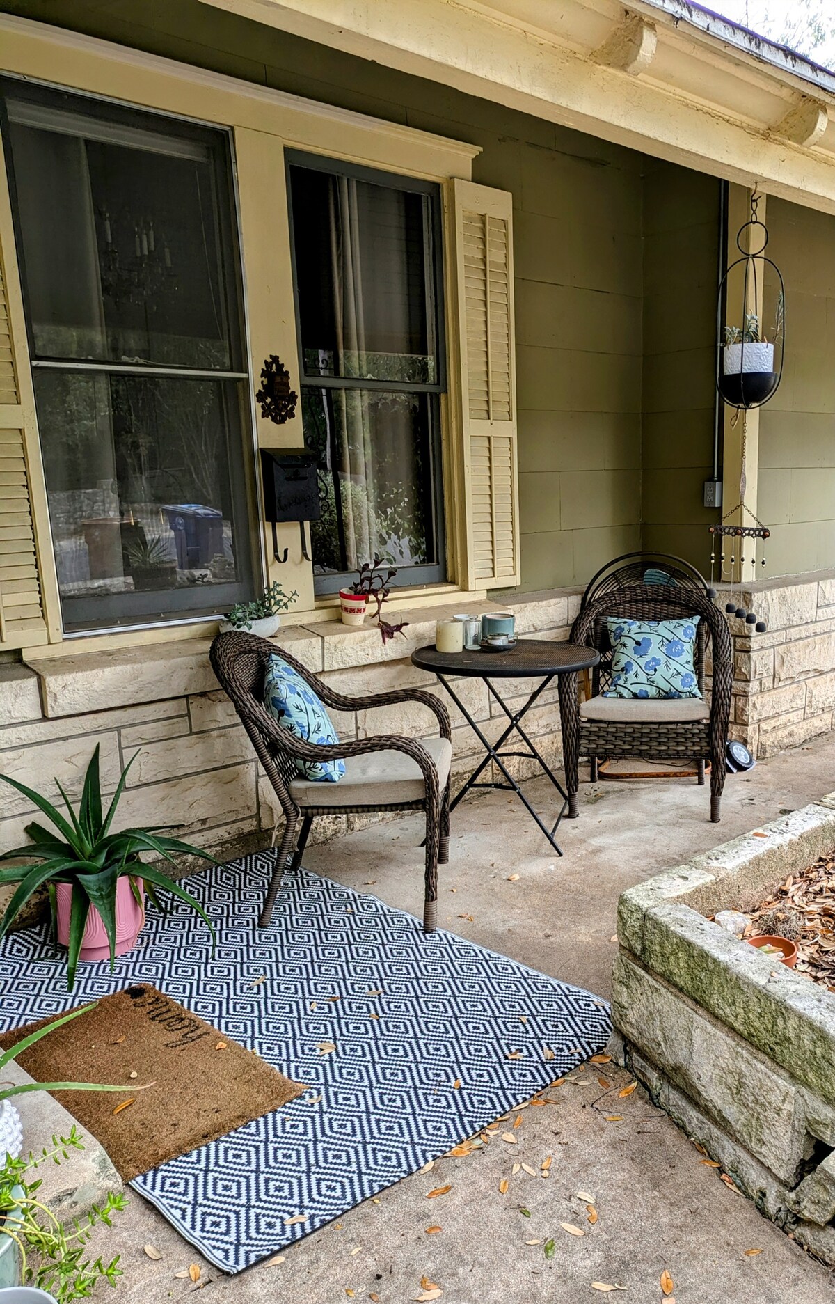 Suite Spot Main House