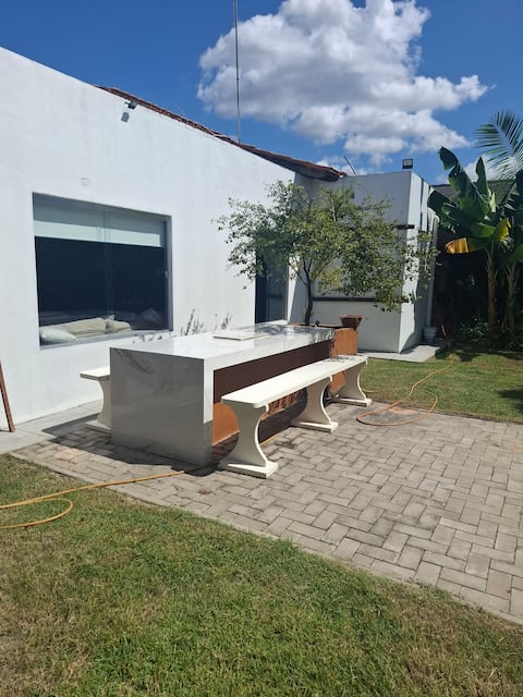 Le Jardien residence.