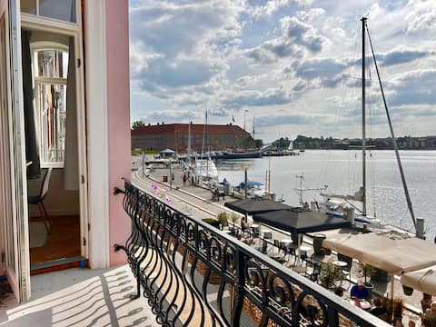 Luxury apartment with harbor view