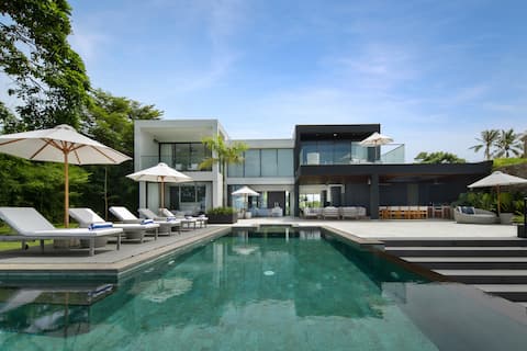 Selong Selo Resort, Family 5 BR, Private Pool