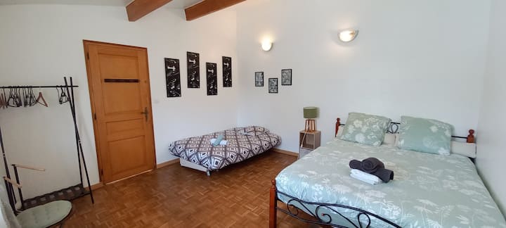 غرفة النوم 1