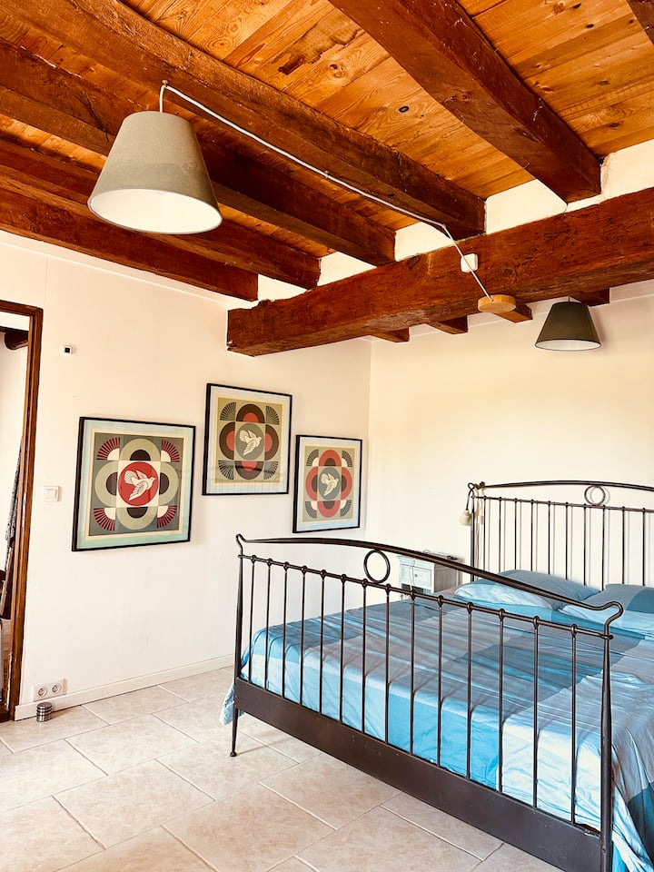 საძინებელი 1