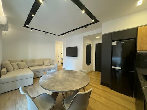 Top performing Airbnb: BlueMotion - PortSuite 4A in ΠΕΙΡΑΙΑΣ