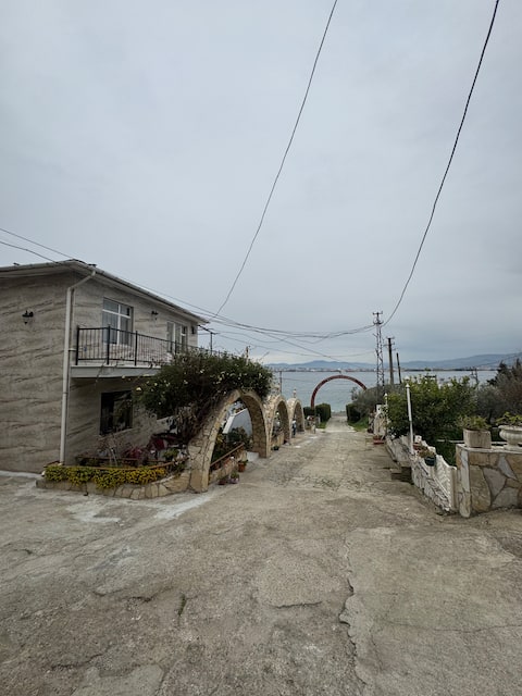 Detached house by the sea and the Bosphorus