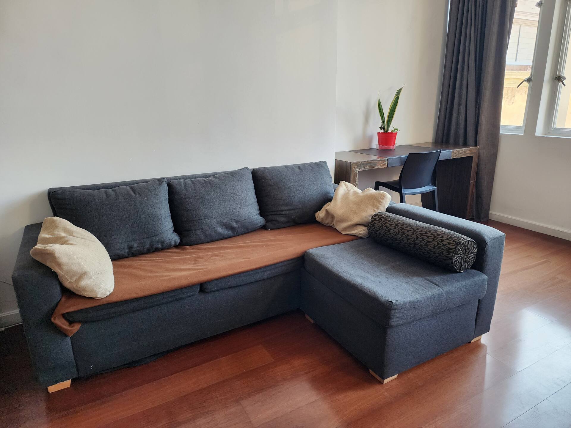 One-bedroom apartment in Monserrat