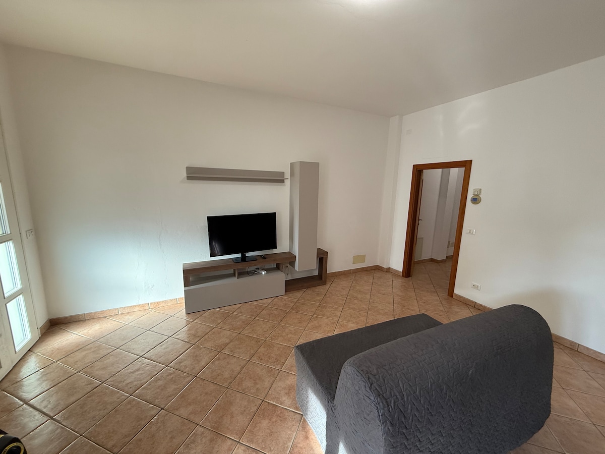 Annuncio Airbnb popolare: Cozy Apartment, Spacious and Bright a Forli' Cesena