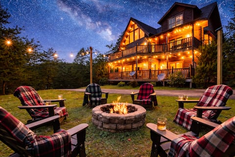 Luxury Cabin w/View! Sleeps 22, Movie Rm, Game Rm!
