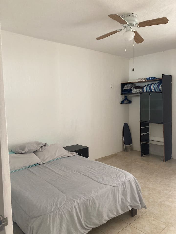 غرفة النوم 1