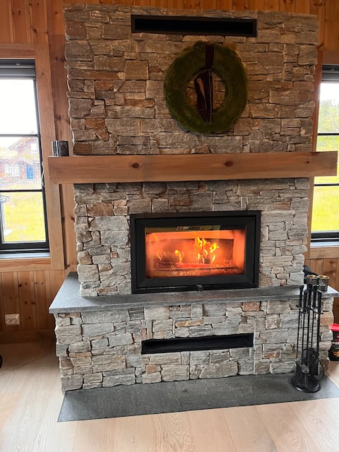Successful Airbnb property: Great family cabin with 4 bedrooms, 2 bathrooms and Jacuzzi in Vinje