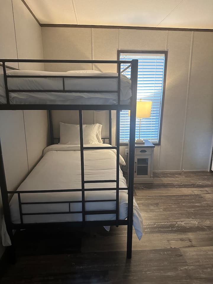 საძინებელი 3