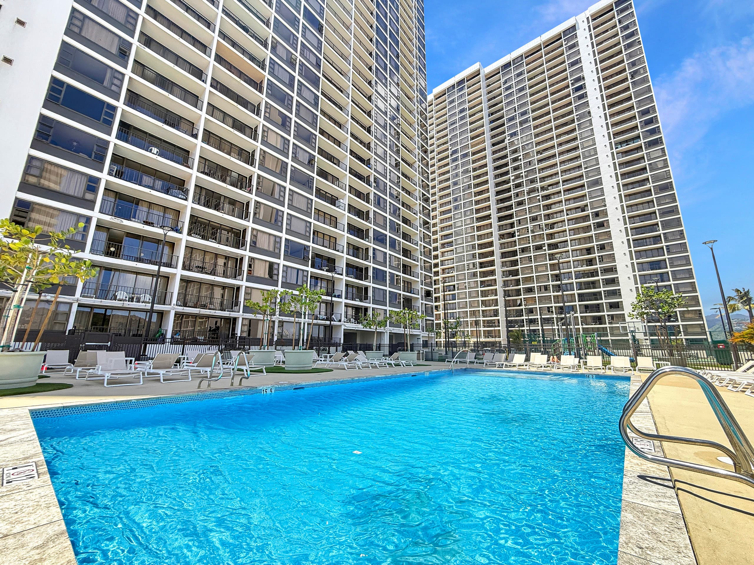Condo in Honolulu · ★4.67 · 1 bedroom · 3 beds · 1 private bath - Image 25