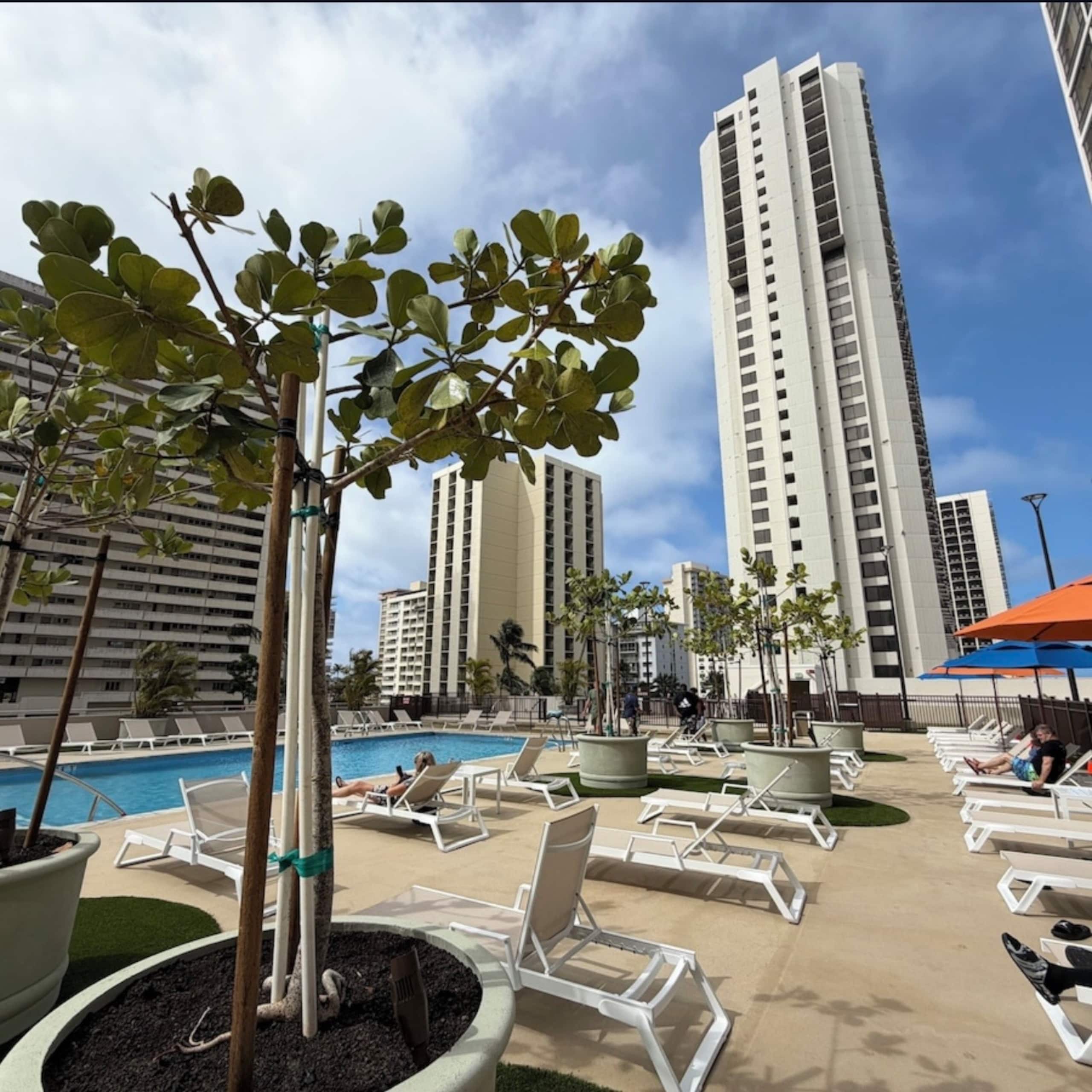 Condo in Honolulu · ★4.67 · 1 bedroom · 3 beds · 1 private bath - Image 35