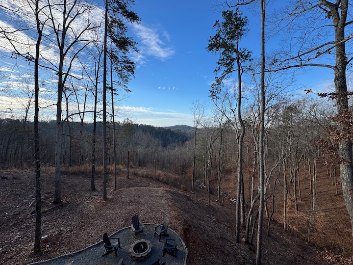Charli's Place, Private Lux Cabin HotTub, MT.Views - Cabins for