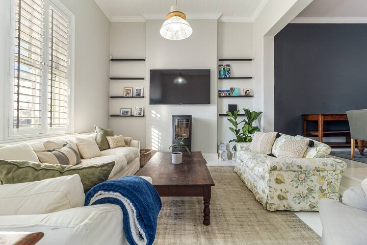 Atlantic Chic, Victorian Home gallery image 2