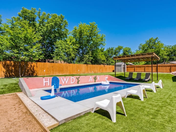 Heated Pool/spa/golf/billiard/shuffleboard Home - Austin, TX