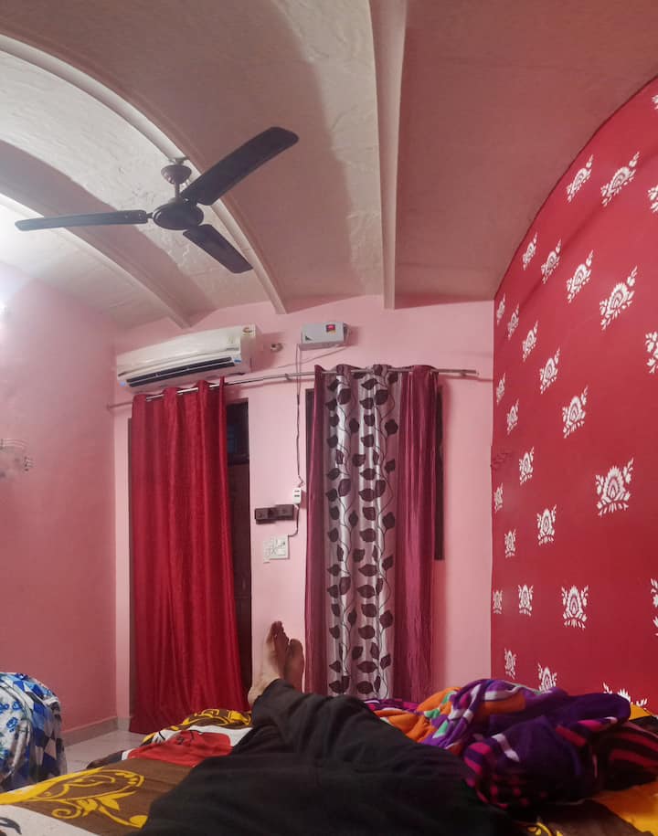Vaishnavi Home Stay - Mathura
