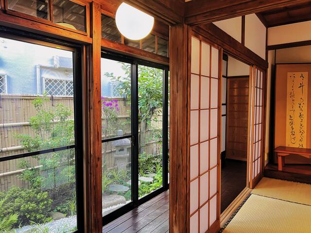 Charming Japanese Villa with Quiet, Private Garden gallery image 4