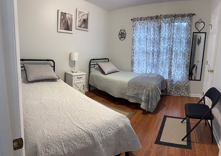 Dormitorio # 3
2 camas individuales