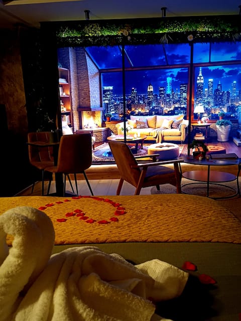 Multiverse Suite/Immersive Suite & Private Cinema