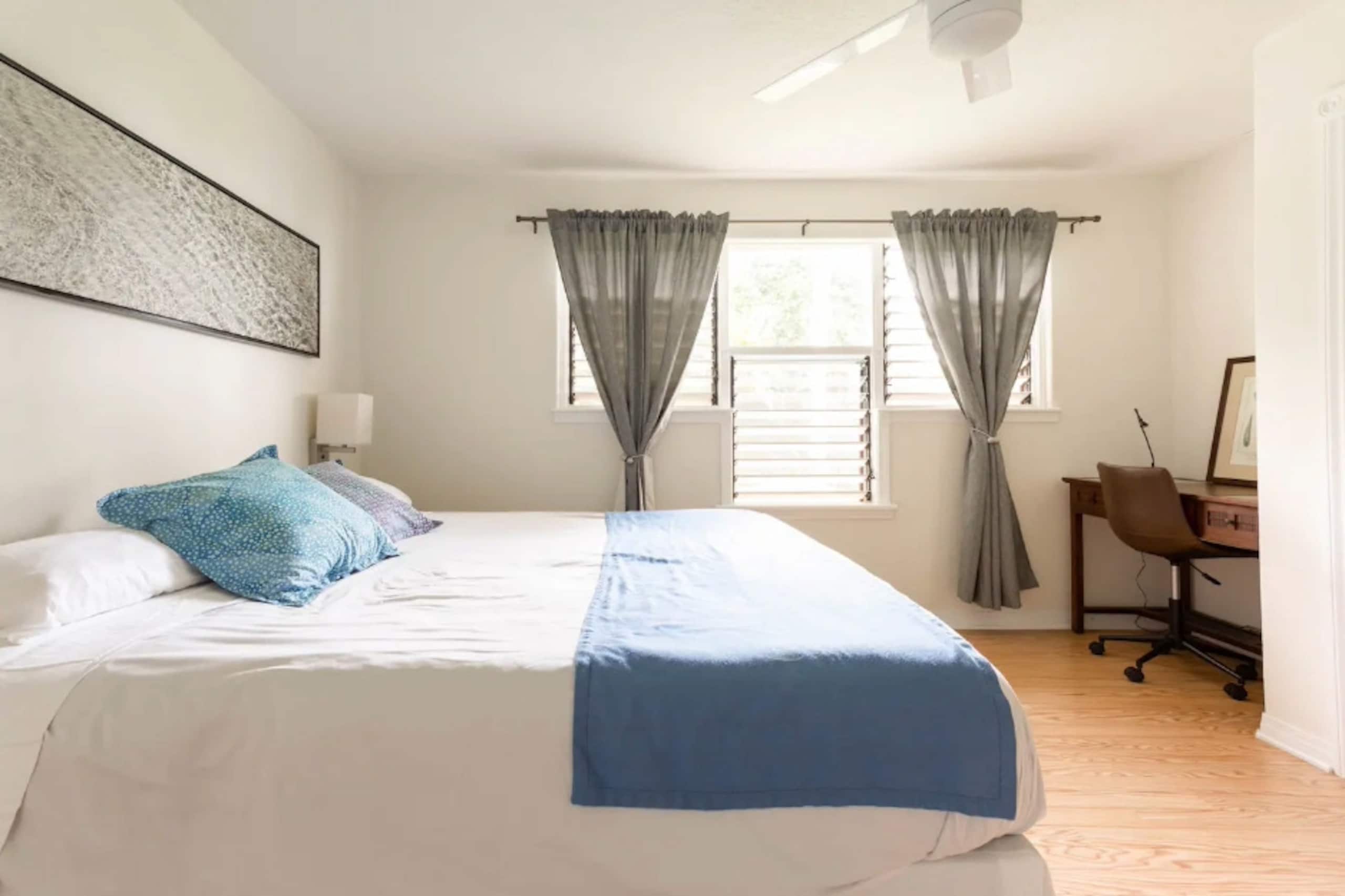 Home in Hilo · ★5.0 · 3 bedrooms · 7 beds · 3 private baths - Image 31