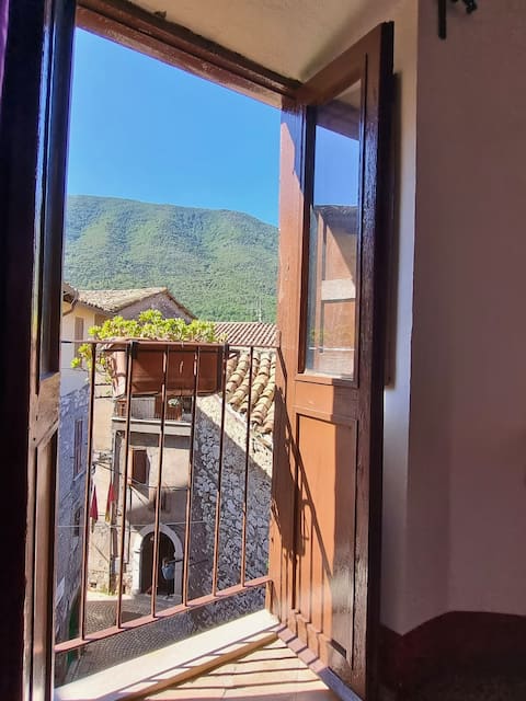 Top Airbnb: Antique Chestnut House – Carpineto Romano a Roma