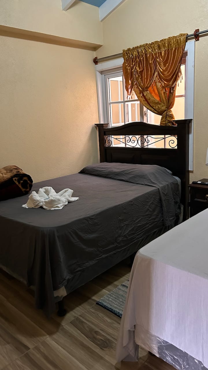 საძინებელი 1