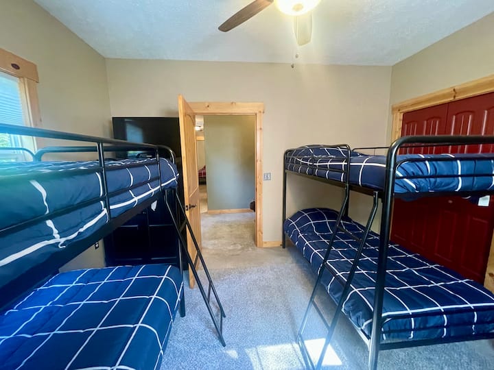 საძინებელი 4